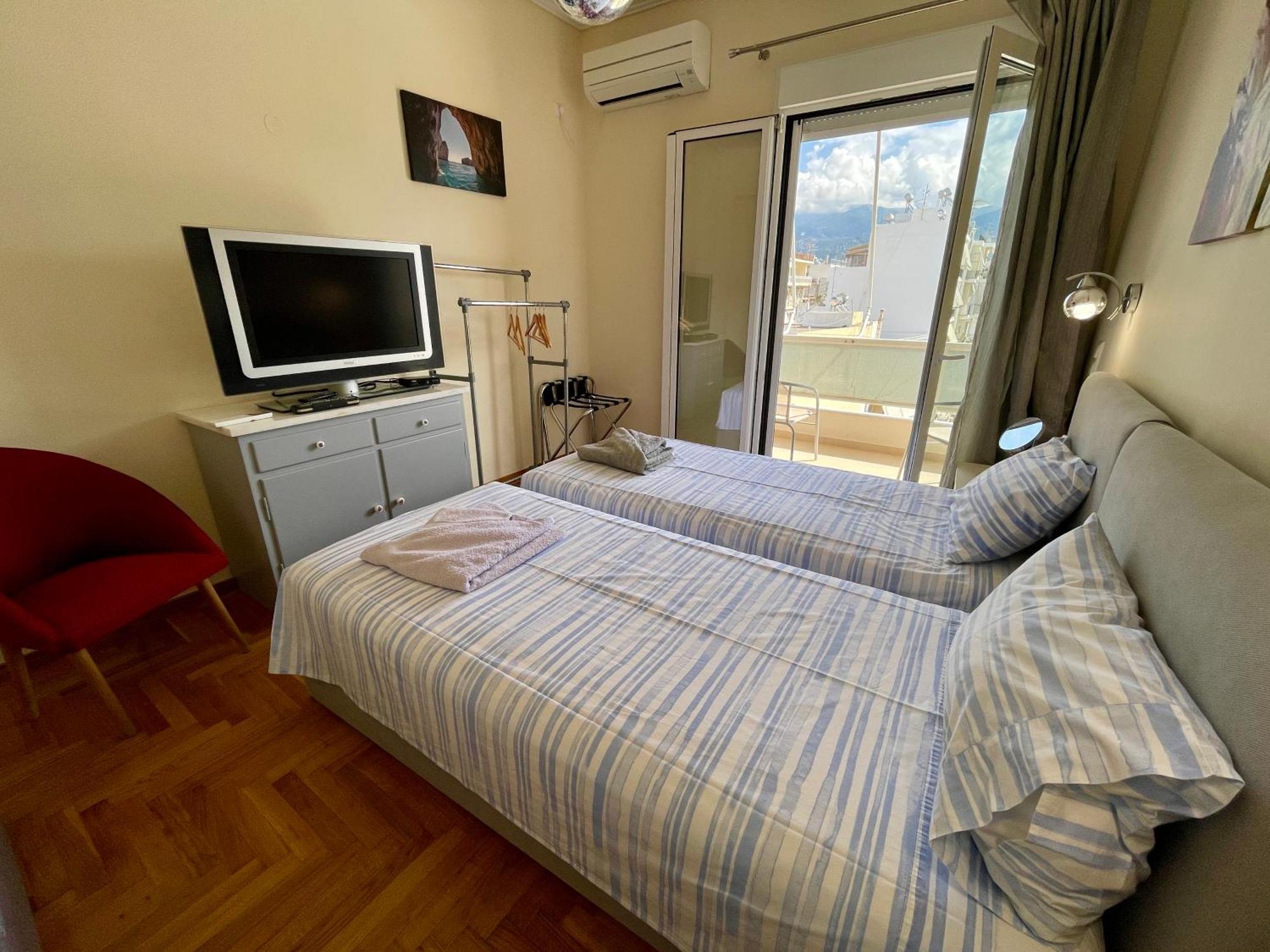 Kalamata.House - Sunny And Modern Apartment With View! Экстерьер фото
